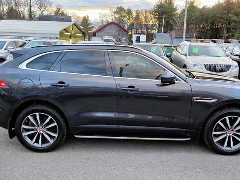 Used 2017 Jaguar F-PACE Prestige image 18