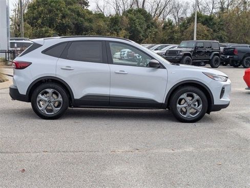 New 2026 Ford Escape ST-Line w/ Cold Weather Package image 2