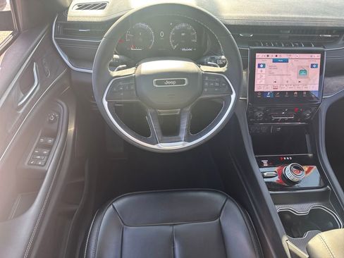 Used 2024 Jeep Grand Cherokee Limited w/ Trailer Tow Package image 14