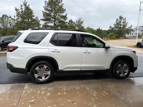New 2026 Honda Pilot EX-L image 7