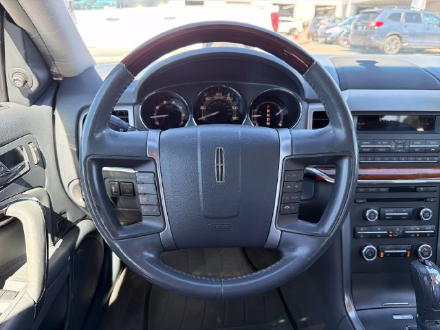 Used 2010 Lincoln MKZ FWD image 10