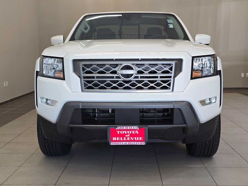 Used 2024 Nissan Frontier SV w/ SV Convenience Package RWD image 6