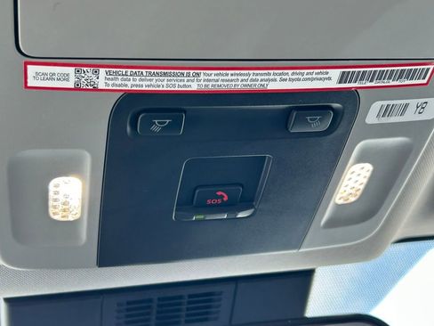 Used 2025 Toyota Camry LE FWD image 18
