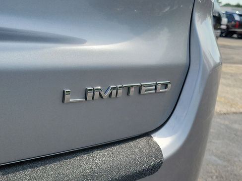 Used 2019 Jeep Compass Limited AWD/4WD image 7