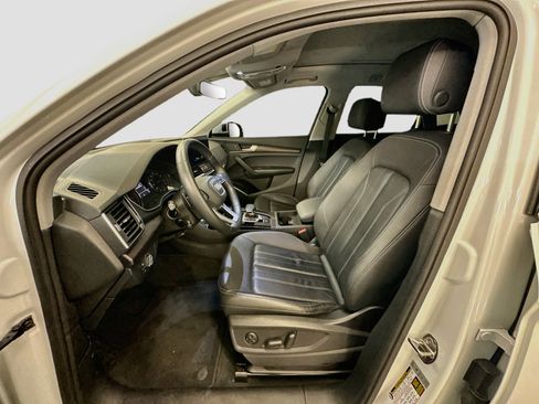 Used 2023 Audi Q5 2.0T Premium w/ Convenience Package AWD/4WD image 13