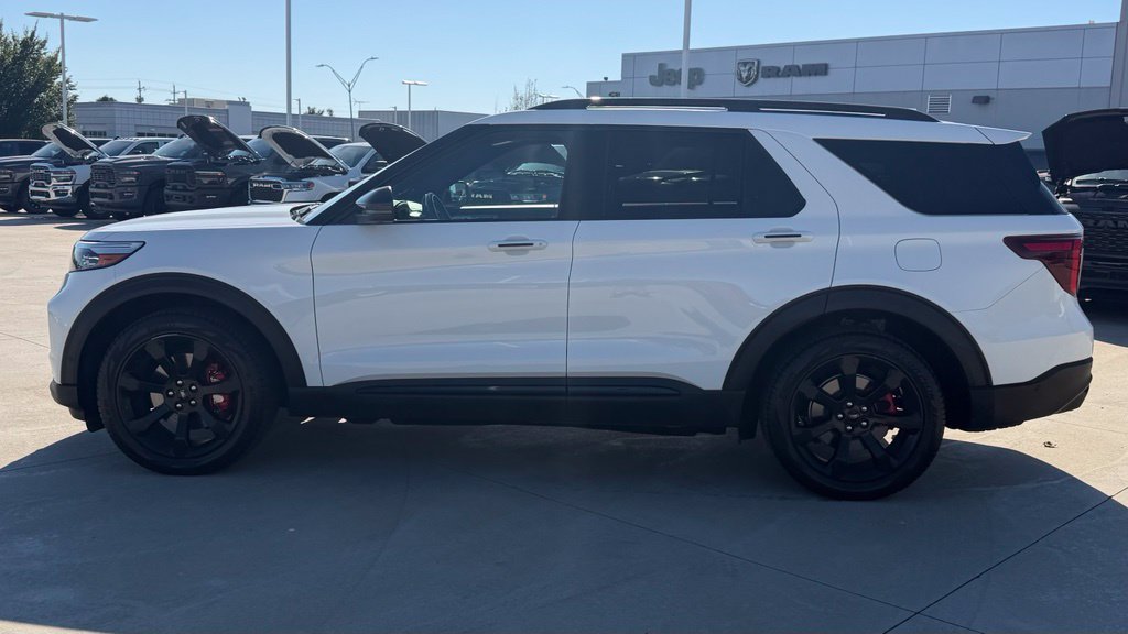 Used 2020 Ford Explorer ST w/ ST Street Pack AWD/4WD image 2