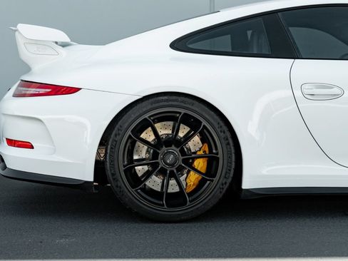 Used 2014 Porsche 911 GT3 RWD image 16