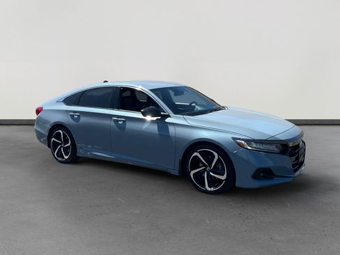 Used 2022 Honda Accord Sport image 7