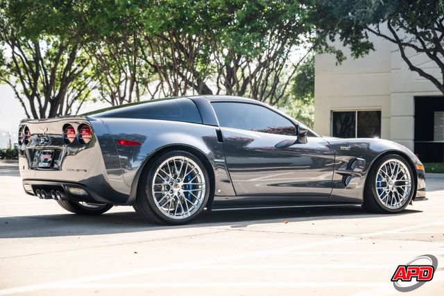 Used 2009 Chevrolet Corvette ZR1 w/ Preferred Equipment Group RWD image 61