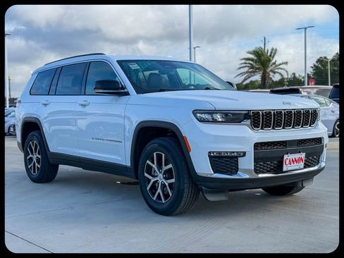 Used 2025 Jeep Grand Cherokee L Limited image 5