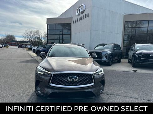 Certified 2019 INFINITI QX50 Essential w/ Proactive Package image 3