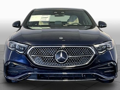 New 2027 Mercedes-Benz E 450 4MATIC Sedan image 2