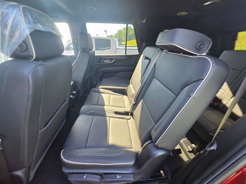 Used 2026 GMC Yukon Elevation AWD/4WD image 10