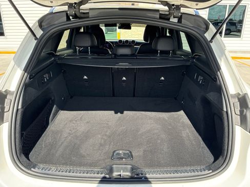 Used 2024 Mercedes-Benz GLC 300 4MATIC image 28