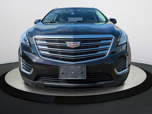 Used 2018 Cadillac XT5 Luxury w/ Driver Awareness Package image 8