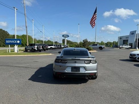 Used 2024 Chevrolet Camaro SS image 5