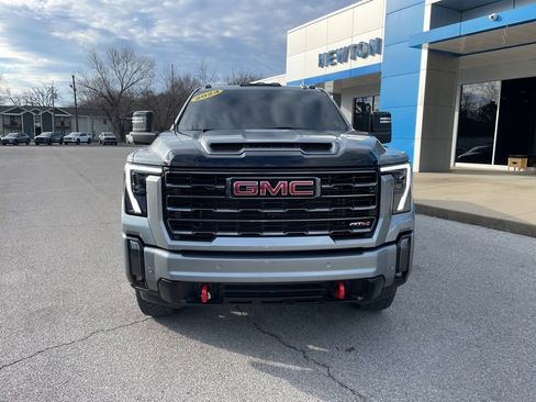 Used 2024 GMC Sierra 2500 AT4 w/ AT4 Premium Plus Package image 2