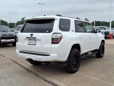 Certified 2023 Toyota 4Runner SR5 Premium w/ Moonroof Package AWD/4WD image 2
