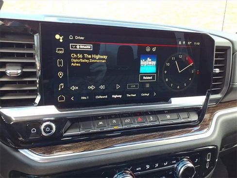 Used 2024 GMC Sierra 1500 Elevation image 20