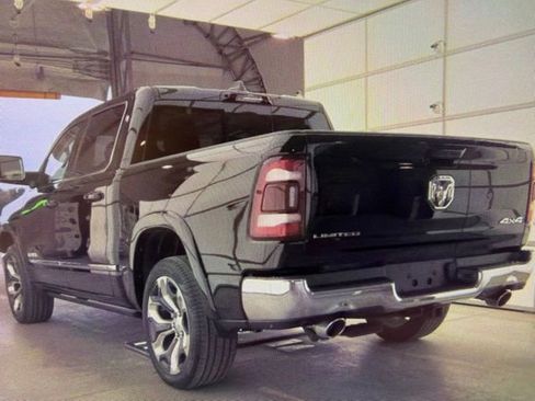 Used 2023 RAM 1500 Limited AWD/4WD image 3