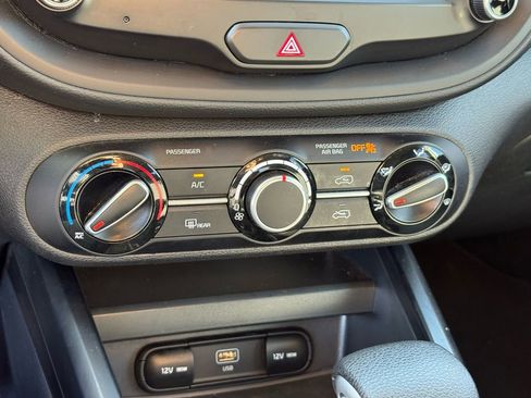 Used 2024 Kia Soul LX w/ Option Group 015 image 29