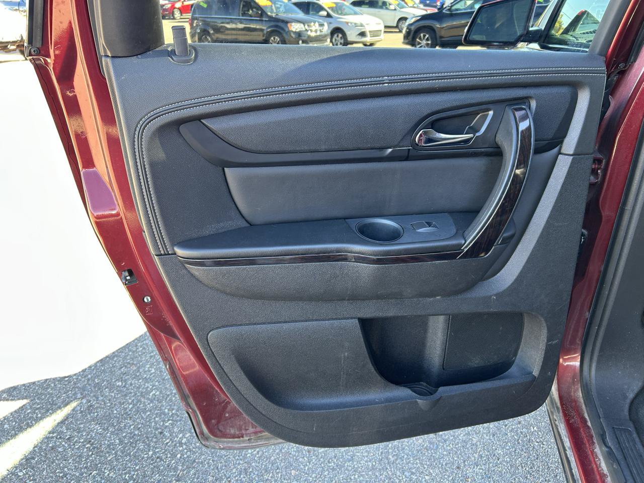 Used 2015 Chevrolet Traverse LTZ AWD/4WD image 14