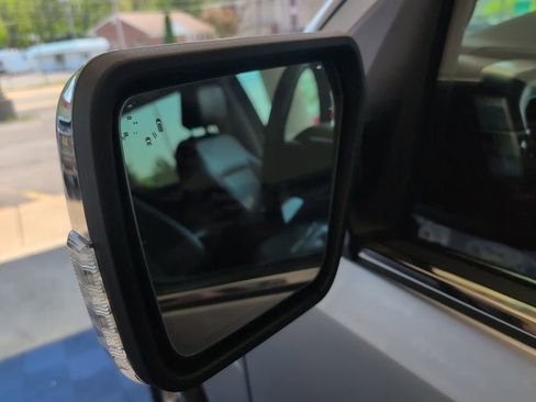 Used 2023 Ford F150 Lariat AWD/4WD image 14