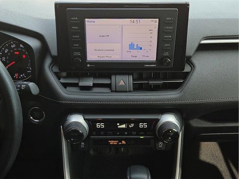 Used 2021 Toyota RAV4 XLE image 11
