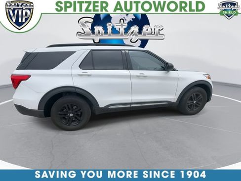 Used 2020 Ford Explorer XLT w/ Equipment Group 202A AWD/4WD image 10