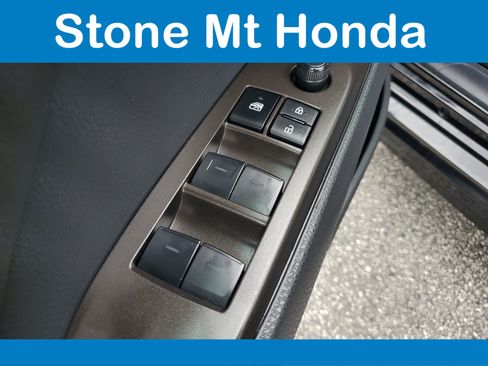 Used 2023 Toyota Camry SE w/ Convenience Package FWD image 19