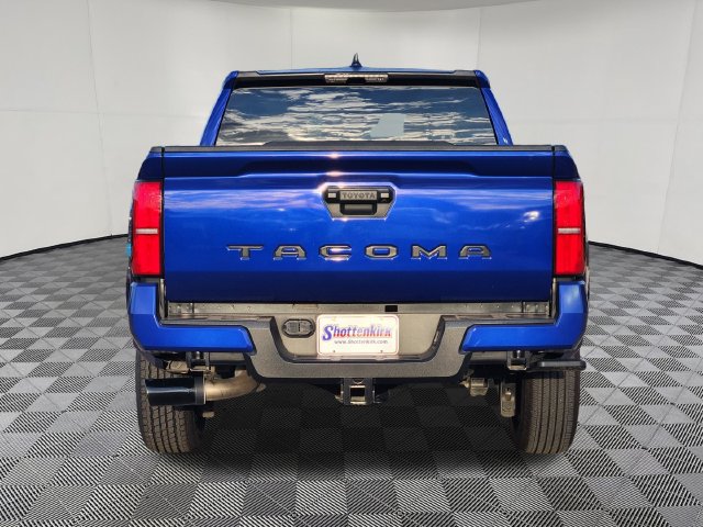 Used 2025 Toyota Tacoma SR5 RWD image 7