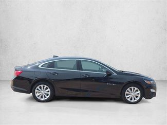 Used 2025 Chevrolet Malibu LT FWD video 4