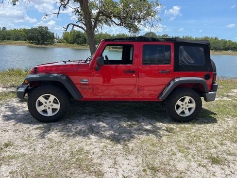 Used 2016 Jeep Wrangler Unlimited Sport w/ Quick Order Package 24S AWD/4WD image 4