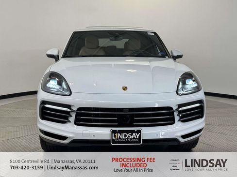 Used 2023 Porsche Cayenne Platinum Edition AWD/4WD image 3