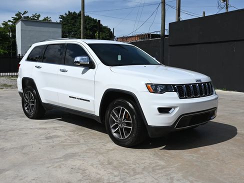 Used 2021 Jeep Grand Cherokee Limited RWD image 1