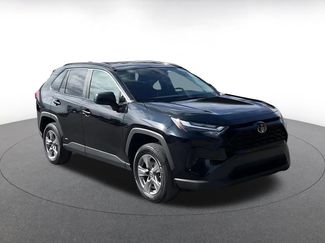 Used 2025 Toyota RAV4 LE video 2