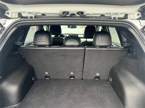 Used 2023 Jeep Compass Limited image 17