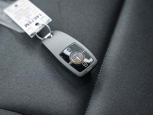 Used 2023 Mercedes-Benz Sprinter 4500 image 30