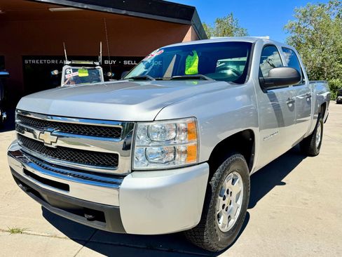 Used 2010 Chevrolet Silverado 1500 LT w/ Power Pack Plus image 2