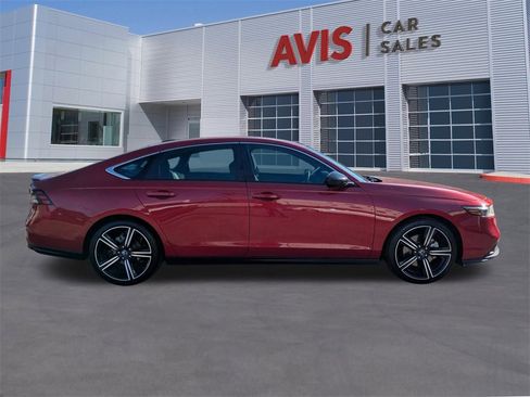 Used 2024 Honda Accord Sport image 5