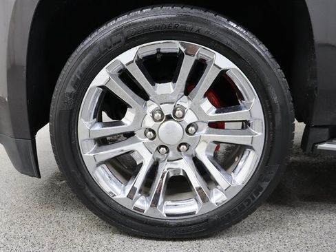 Used 2017 GMC Yukon SLT AWD/4WD image 35