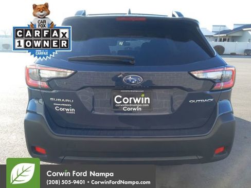 Used 2025 Subaru Outback Premium image 4