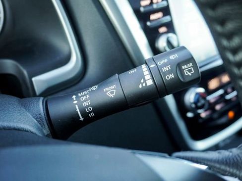 Used 2024 Nissan Murano SV image 24