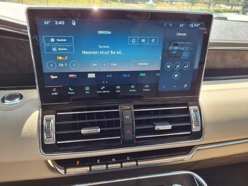Certified 2022 Lincoln Navigator Reserve RWD image 21