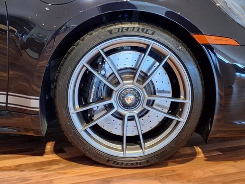 Used 2023 Porsche 911 Targa 4 GTS image 33