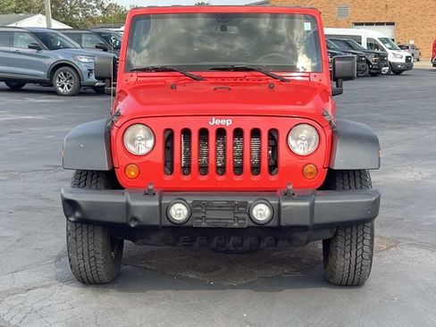 Used 2013 Jeep Wrangler Unlimited Sport AWD/4WD image 8
