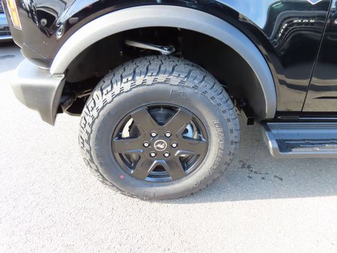 New 2025 Ford Bronco Big Bend image 9