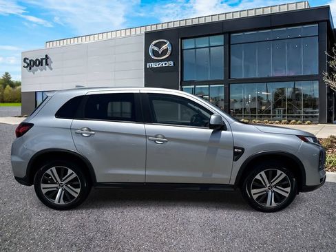 Used 2024 Mitsubishi Outlander Sport SE AWD/4WD image 2