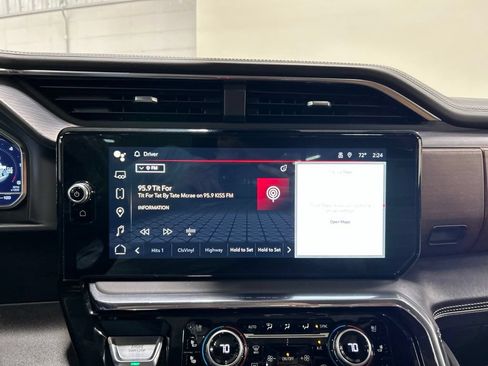 Used 2024 GMC Sierra 1500 Denali Ultimate AWD/4WD image 21