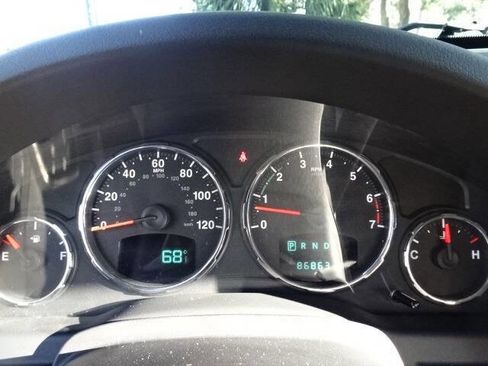 Used 2012 Jeep Liberty Limited w/ Comfort/Convenience Group image 40